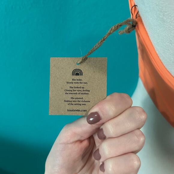 NWT Toast Swim Apex Bikini Top Nectarine Halter Swim Beach Surf Paddle - Picture 5 of 5